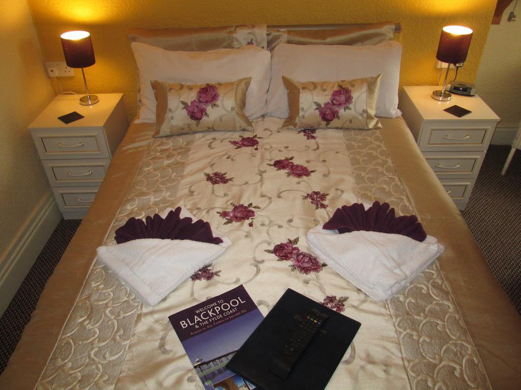 The Middleton Hotel Blackpool Room photo